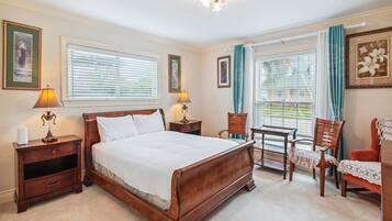 Casa, varias camas, patio | 5 habitaciones, decoración personalizada y muebles diferentes