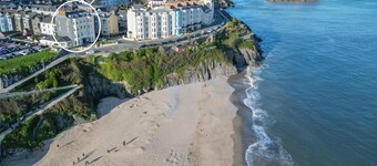The Cwtch - 2 Bedroom Apartment - Tenby