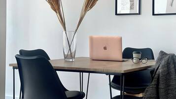Free WiFi, bed sheets