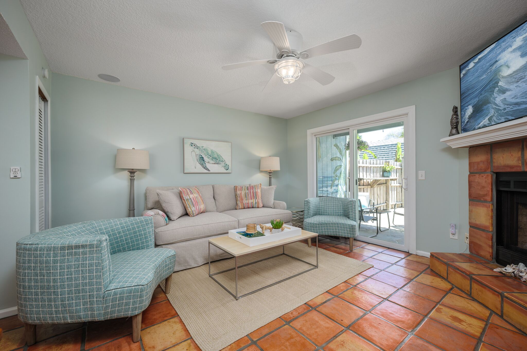 Beach Getaway | Cozy Backyard, Patio!