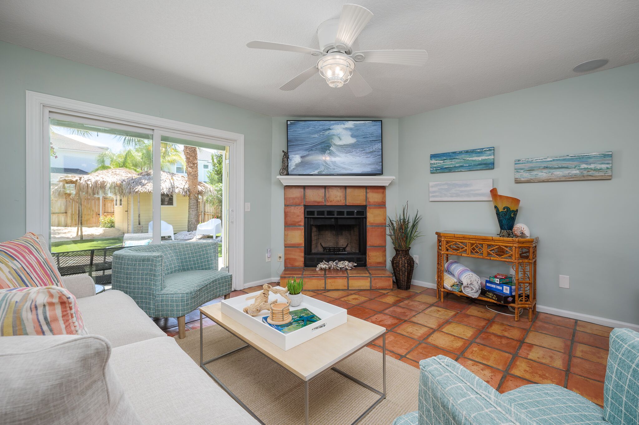 Beach Getaway | Cozy Backyard, Patio!