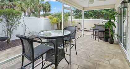 3/2 COURTYARD NEAR LAKE SUMTER AND POOLS!