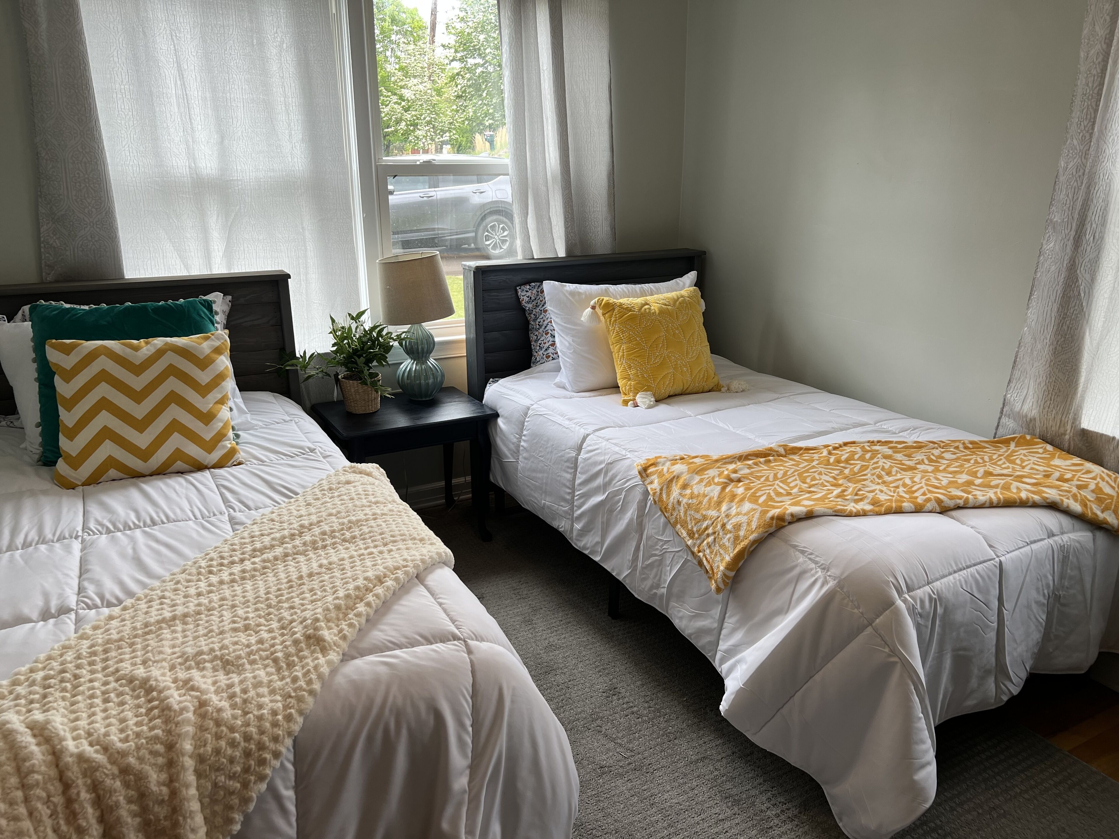 Cedar Valley Cottage- 3bed 2 ba near King University