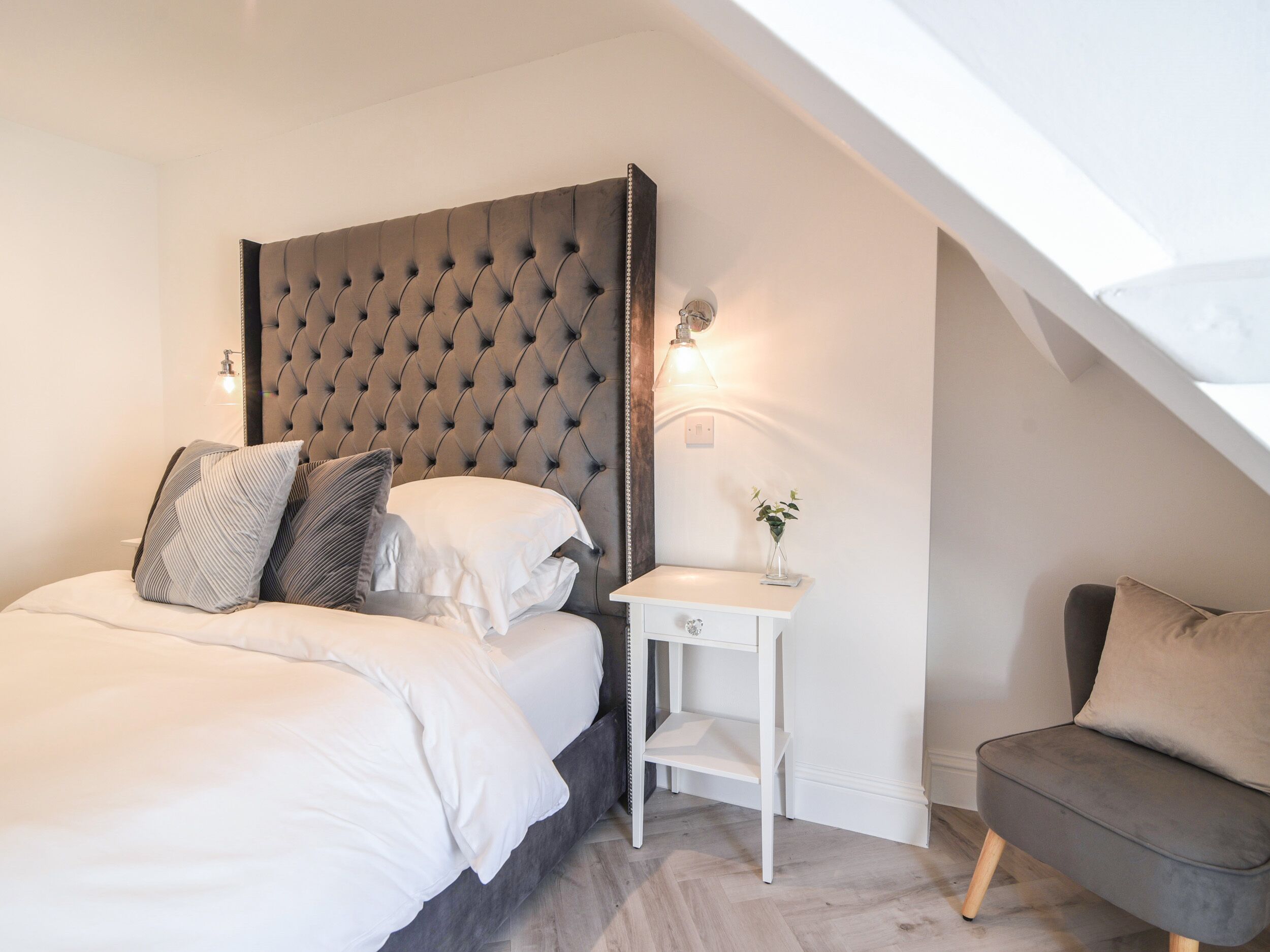 2 bedrooms, individually decorated, individually furnished, free WiFi