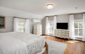 3 عدّة غرف نوم ومكواة/لوح كي وواي فاي وملاءات أسرّة