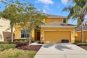 Exterior - Casita - 5bdr Sleeps 13 - 15 minutes away from Disney! (Kissimmee)