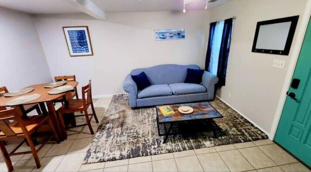 Modern Apartment Near Sequoia National Park