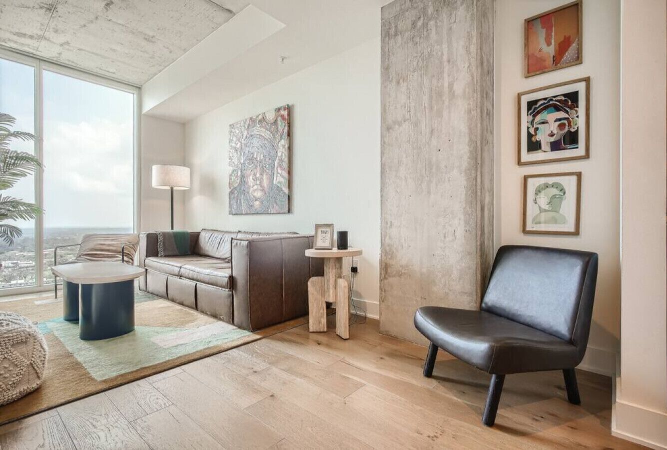 NEW! Luxury 23rd FL Condo-Steps from Rainy Street!