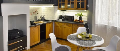 Executive Suite | Private kitchenette