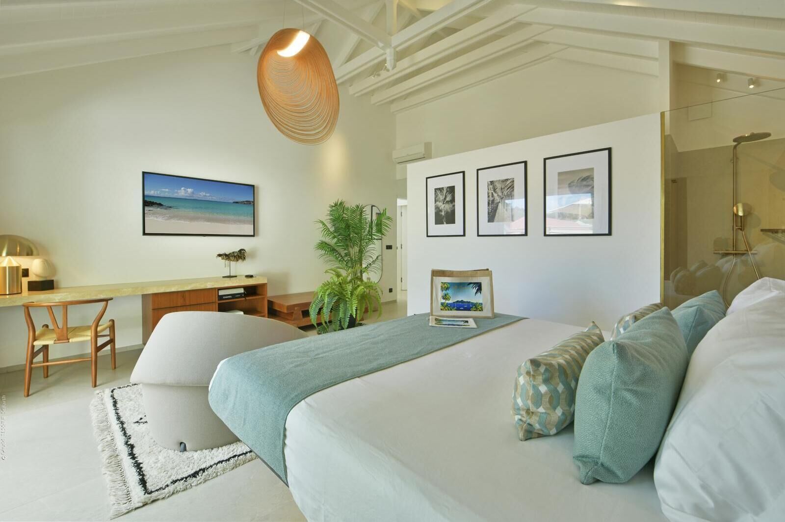 4 bedrooms, WiFi, bed sheets