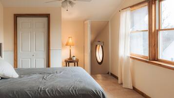 6 habitaciones, escritorio, tabla de planchar con plancha y wifi gratis