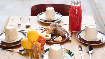 Desayuno completo incluido todos los días
