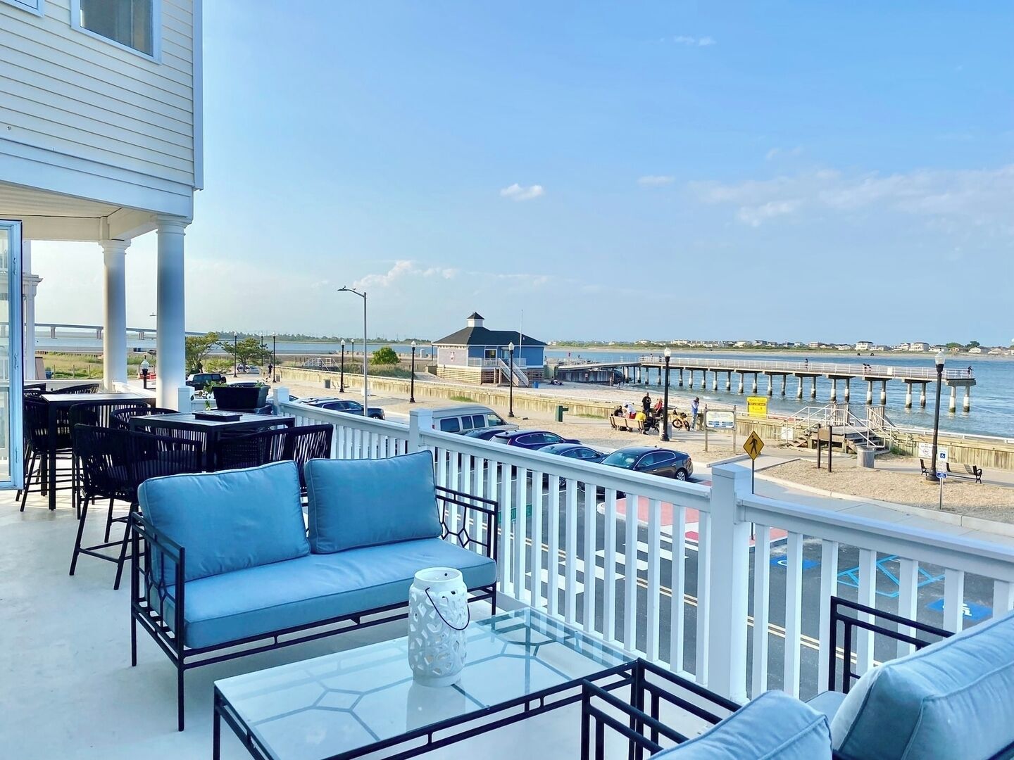 تناول الطعام بالخارج