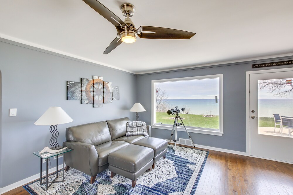 Waterfront Algoma Vacation Rental on Lake Michigan
