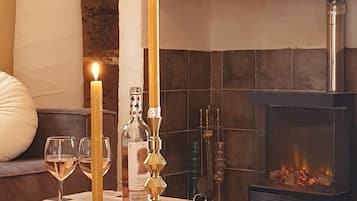 Apartamento de diseño | Sala de estar | Una Smart TV, Netflix, películas de estreno, servicios de streaming