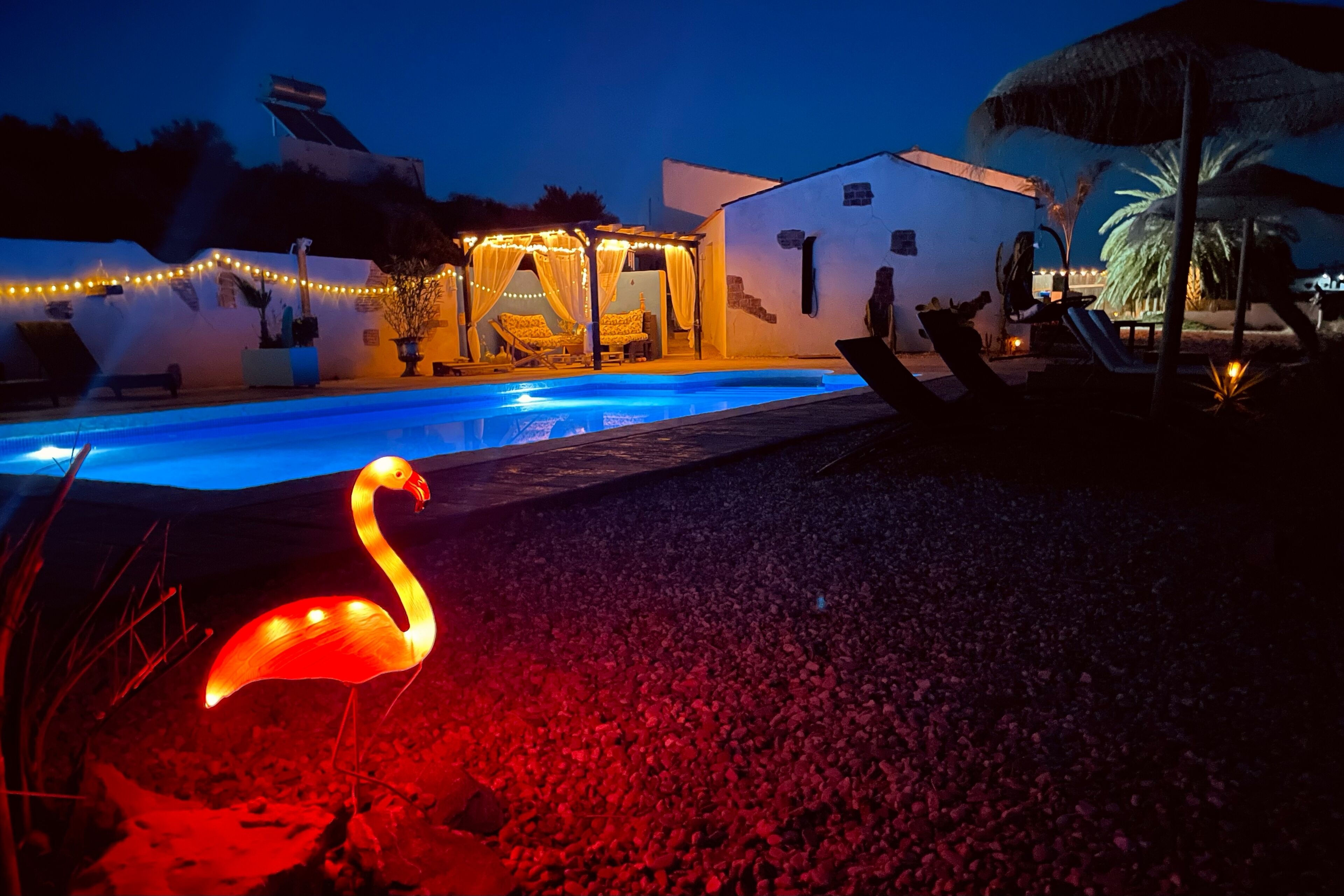 Fassade der Unterkunft – Abend/Nacht