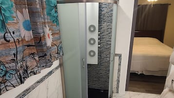 3 dormitorios, tabla de planchar con plancha, wifi y ropa de cama