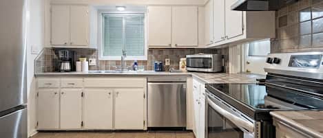 Microwave, oven, stovetop, dishwasher