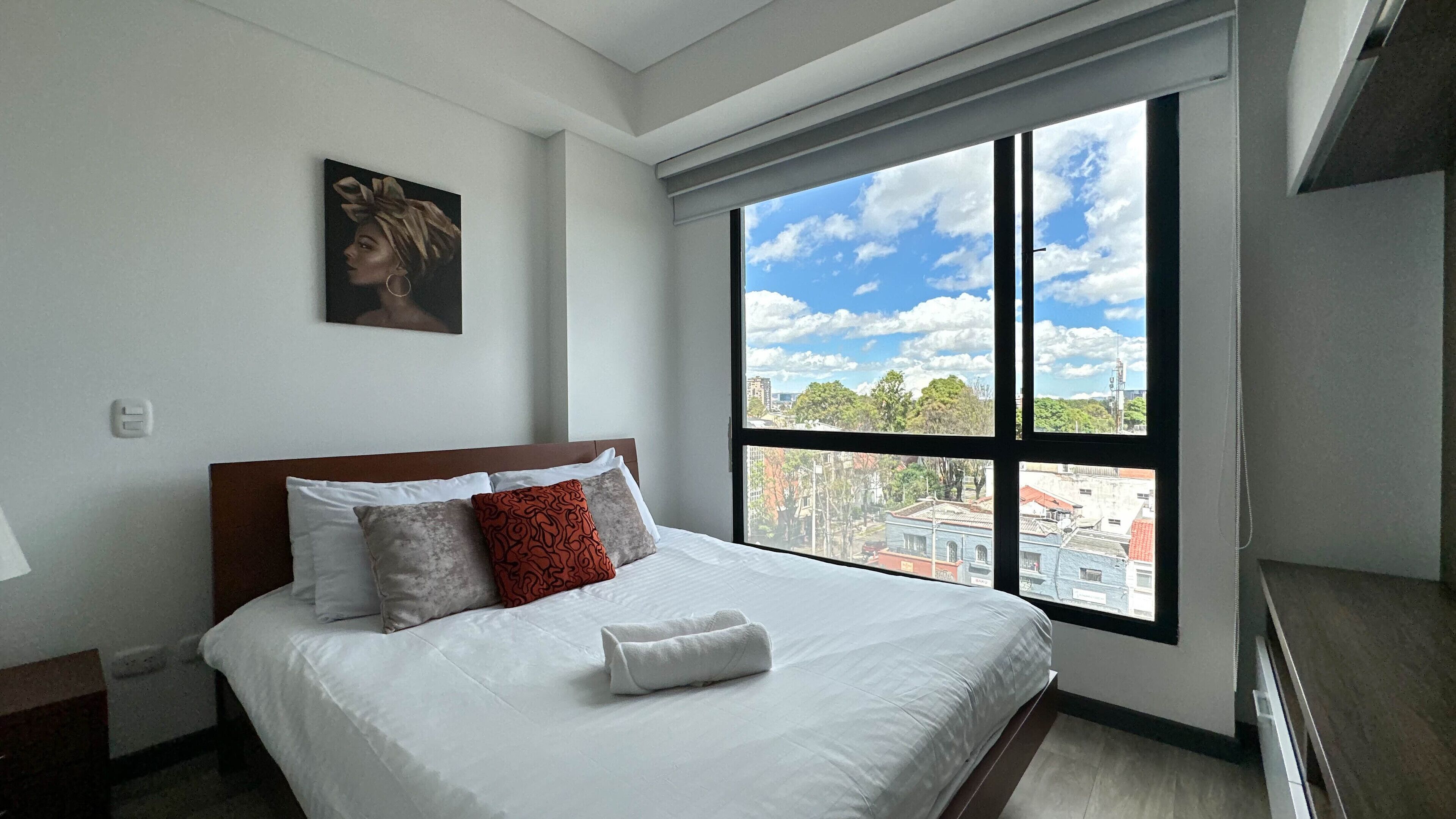 Two rooms near Monserrate 