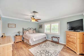 3 Schlafzimmer, Bügeleisen/Bügelbrett, Reisekinderbett, WLAN