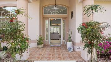 House (4 Bedrooms) | Property amenity