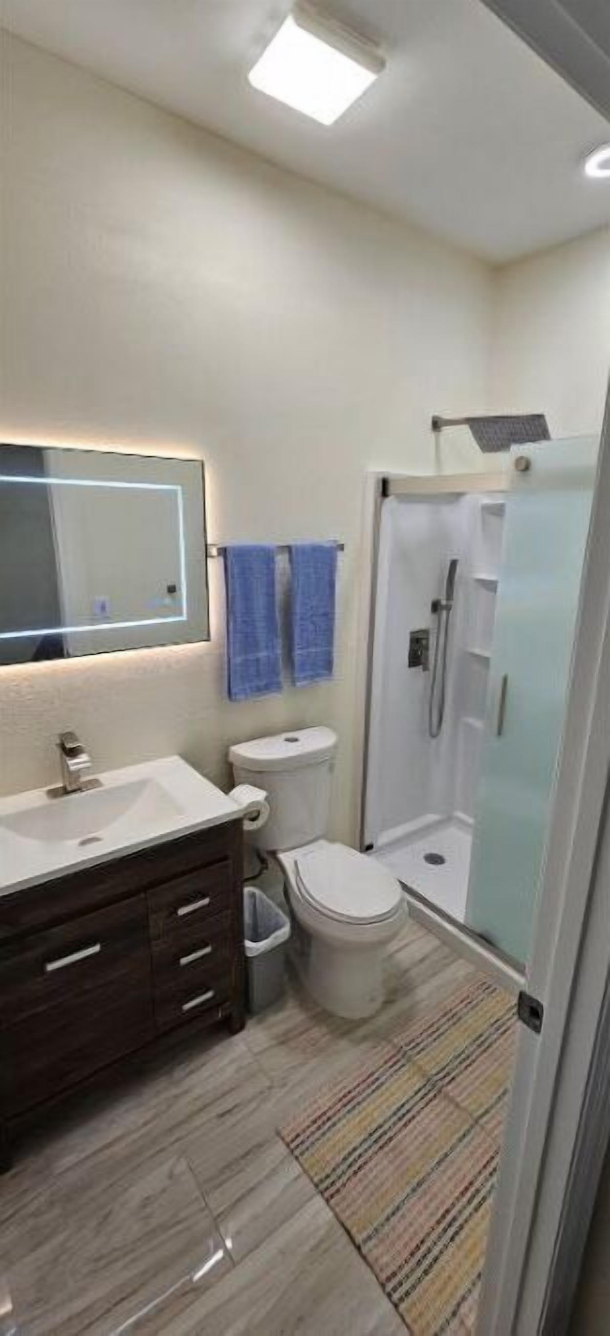 North Paradise-Suite 5