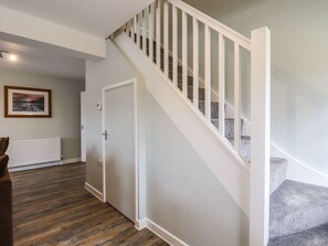 Cottage | Interior - Orchard Retreat (Tonbridge)