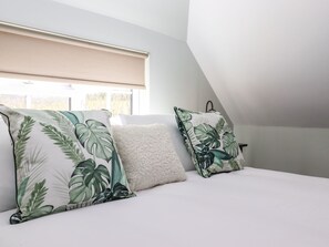 Cottage | Interior - Orchard Retreat (Tonbridge)