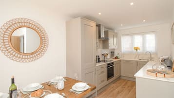 Fridge, dishwasher, electric kettle, toaster