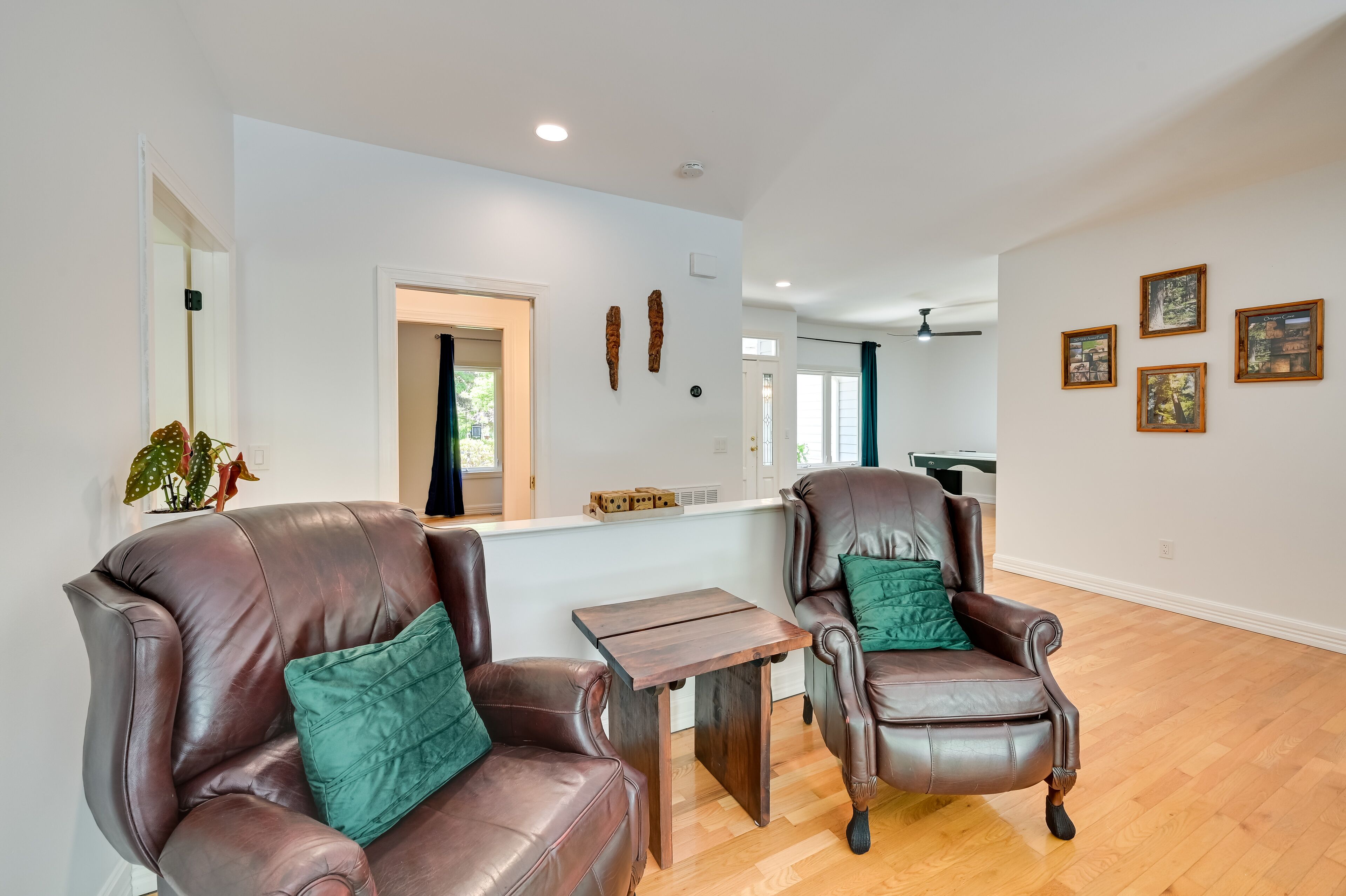 Anderson Home w/ Seasonal Beach + Boat Dock!