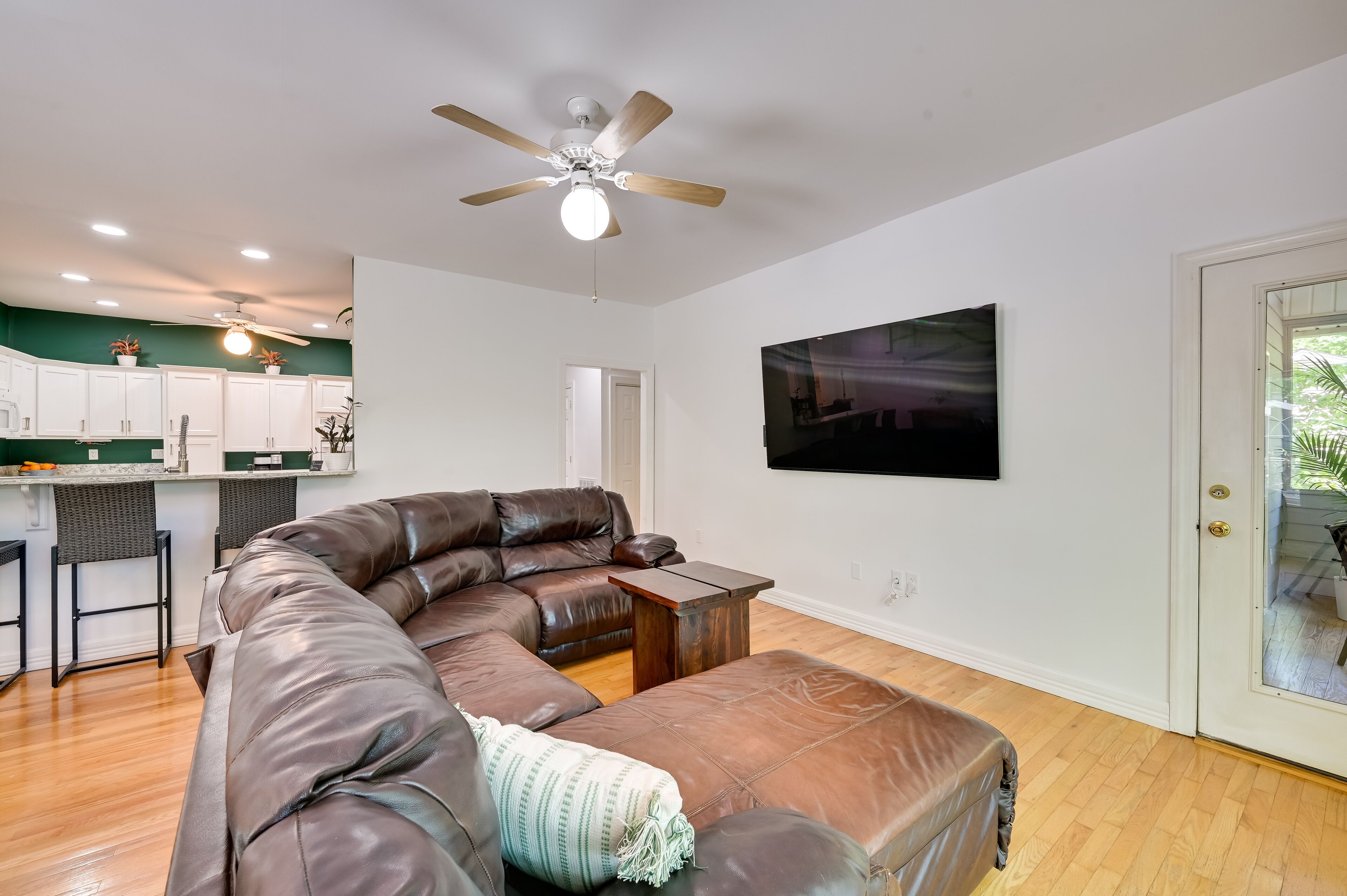 Anderson Home w/ Seasonal Beach + Boat Dock!