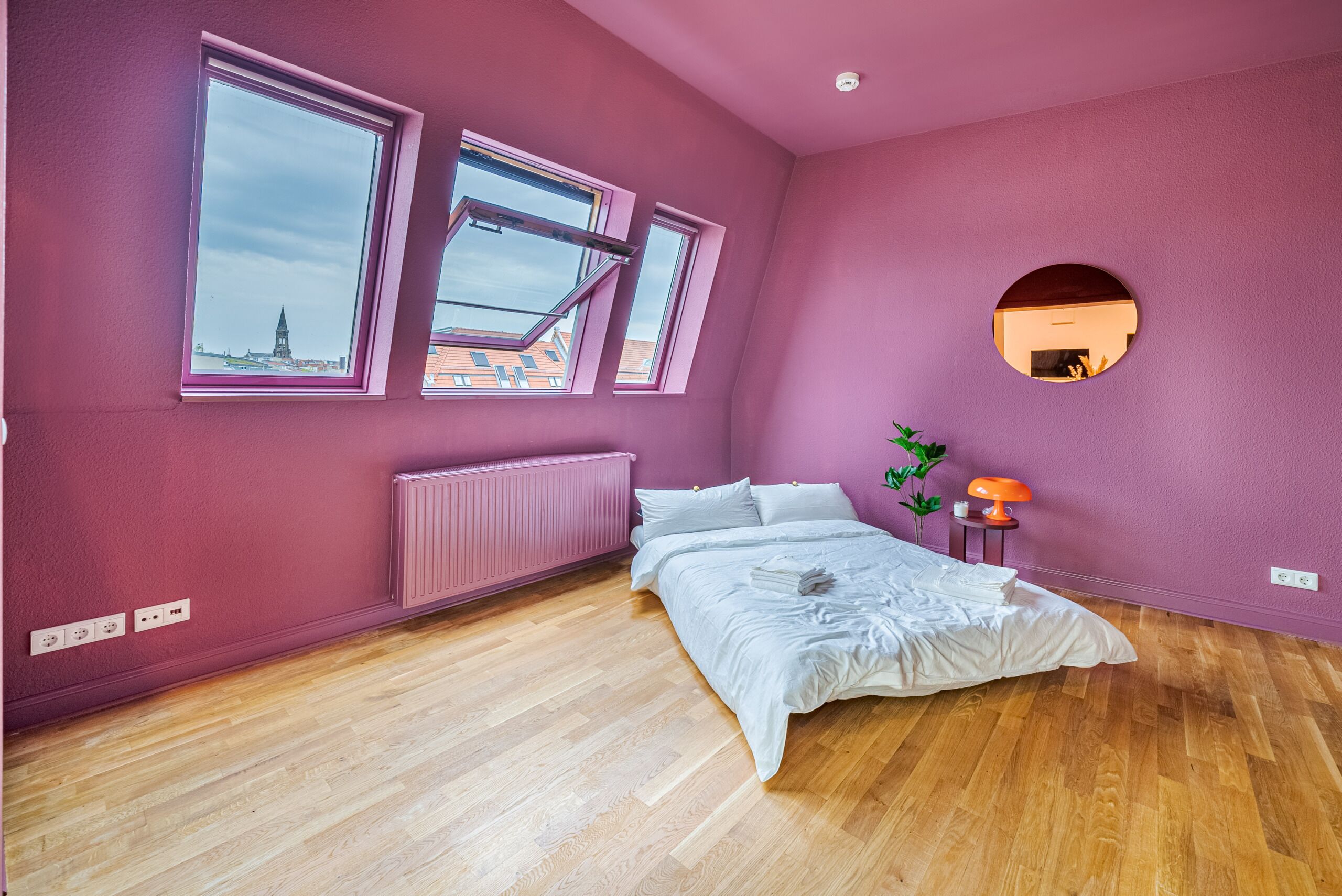 Apartment-Luxury-Private Bathroom-City View-SKY LO