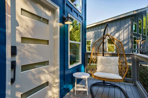 Dahlonega Gold Rush Tiny House *King Bed*