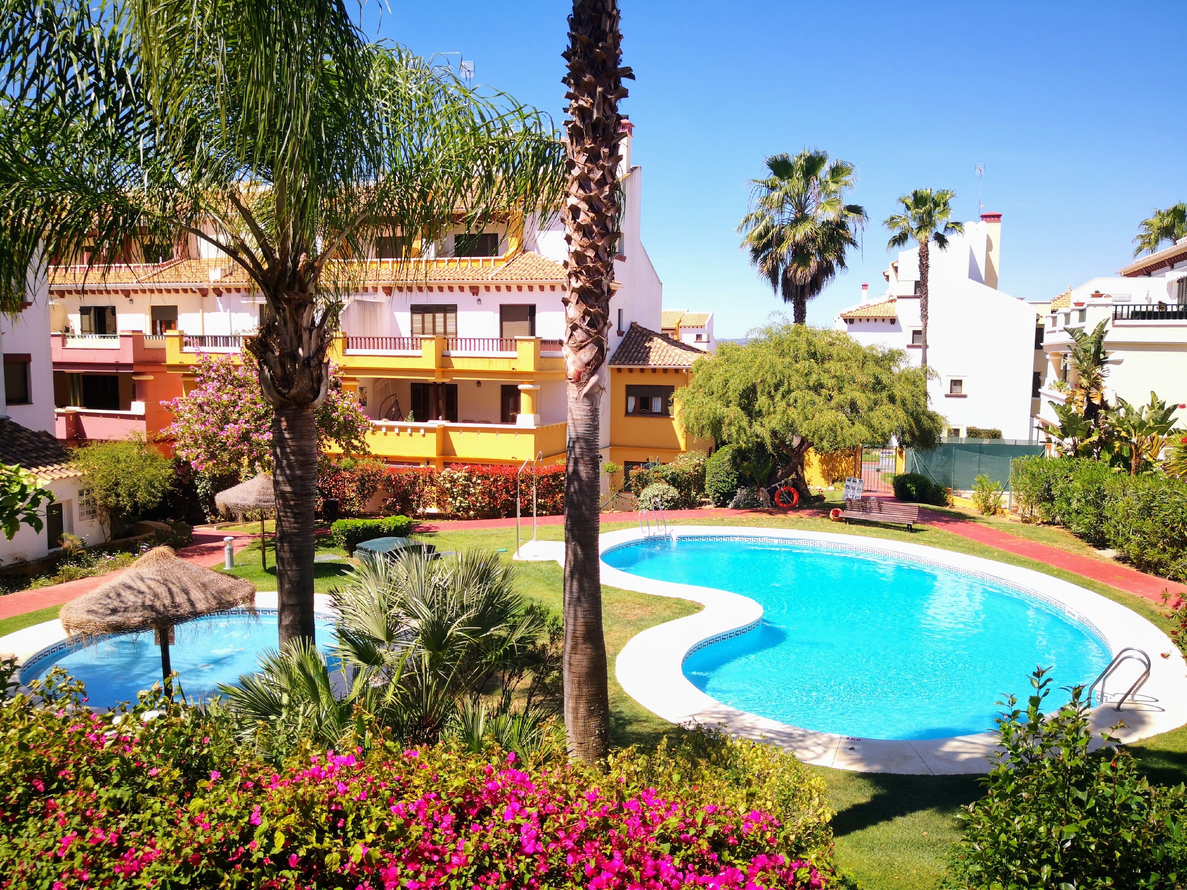 Marina Esuri Golf y Playa