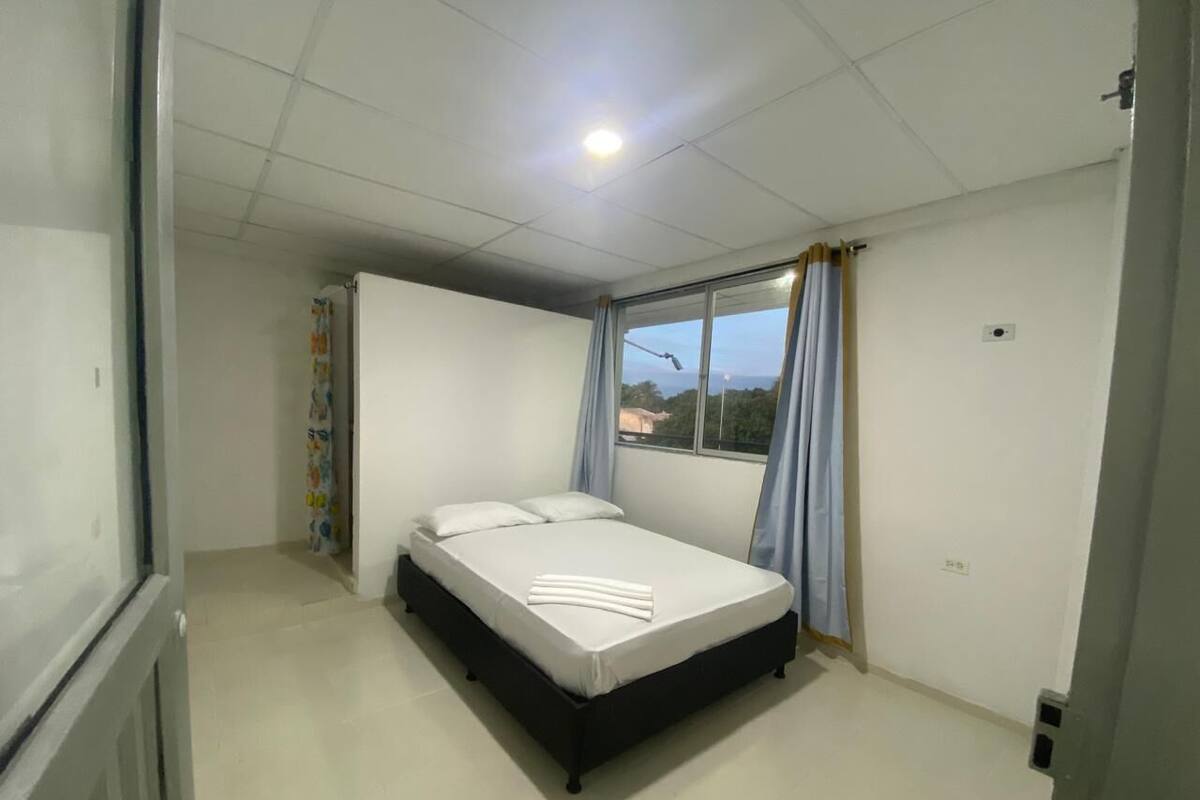 1 bedroom, individually furnished