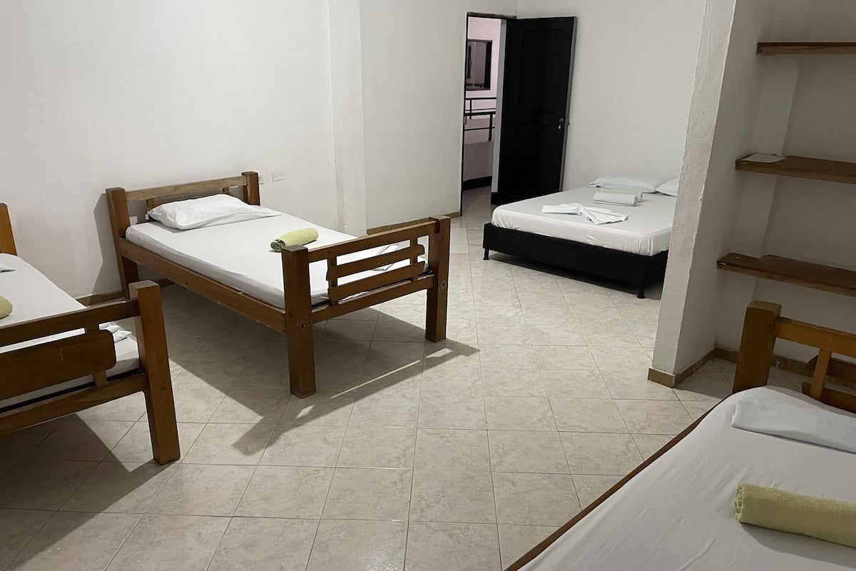 1 chambre, ameublement personnalisé