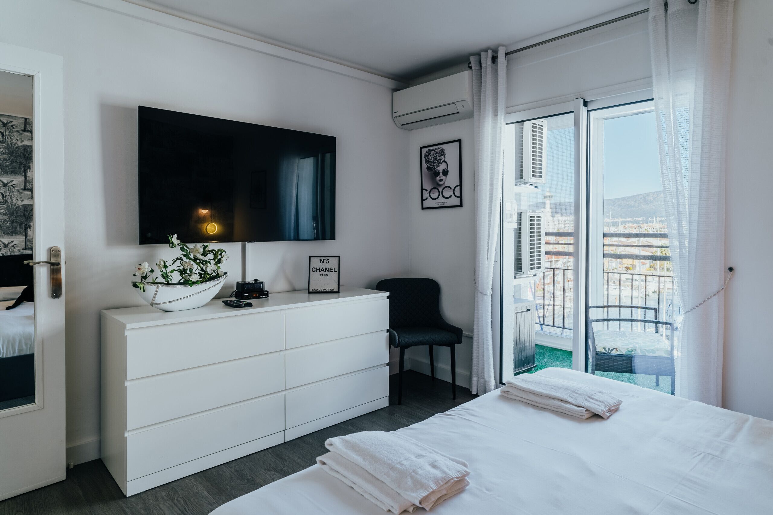 1 soverom, safe på rommet, wi-fi (inkludert) og sengetøy