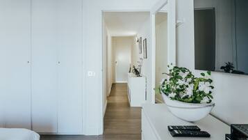 1 bedroom, in-room safe, free WiFi, bed sheets