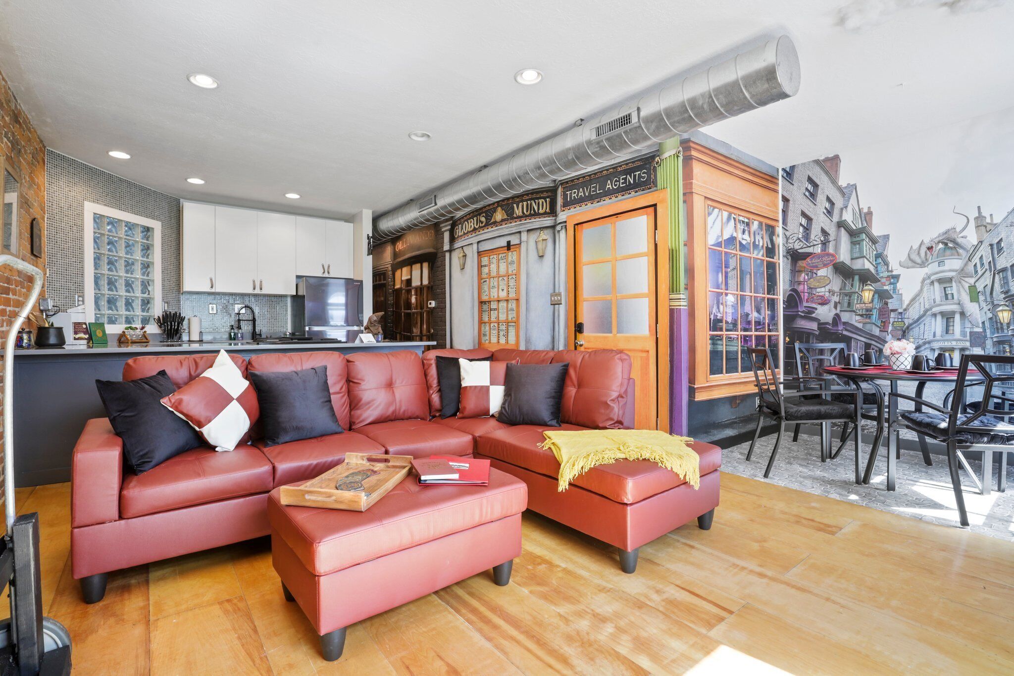 Harry Potter's Columbus Hideaway! Magical w/ Free Parking!