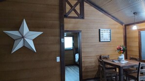 Dining - Country Cabin in Amish Country (Peebles)