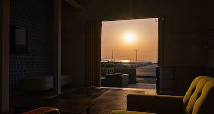 Rush Awaji Guppy - Seaside Holiday Home