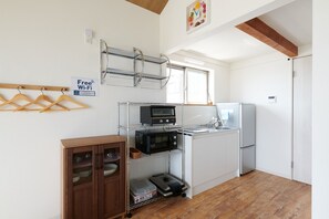 Comfort-Villa | Eigene Küche | Großer Kühlschrank, Mikrowelle, Herdplatte, Wasserkocher