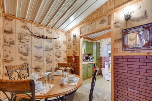 Stargaze, Hike & Kayak: Cabin Near Copper Breaks!