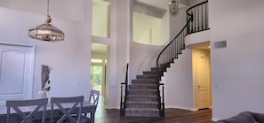 Interior - CSE Property Group (Simi Valley)
