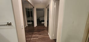 Luxury Room | Free WiFi, bed sheets - CSE Property Group (Simi Valley)