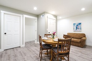 Dining - Orem Vacation Rental Apartment Near BYU Campus! (Orem)