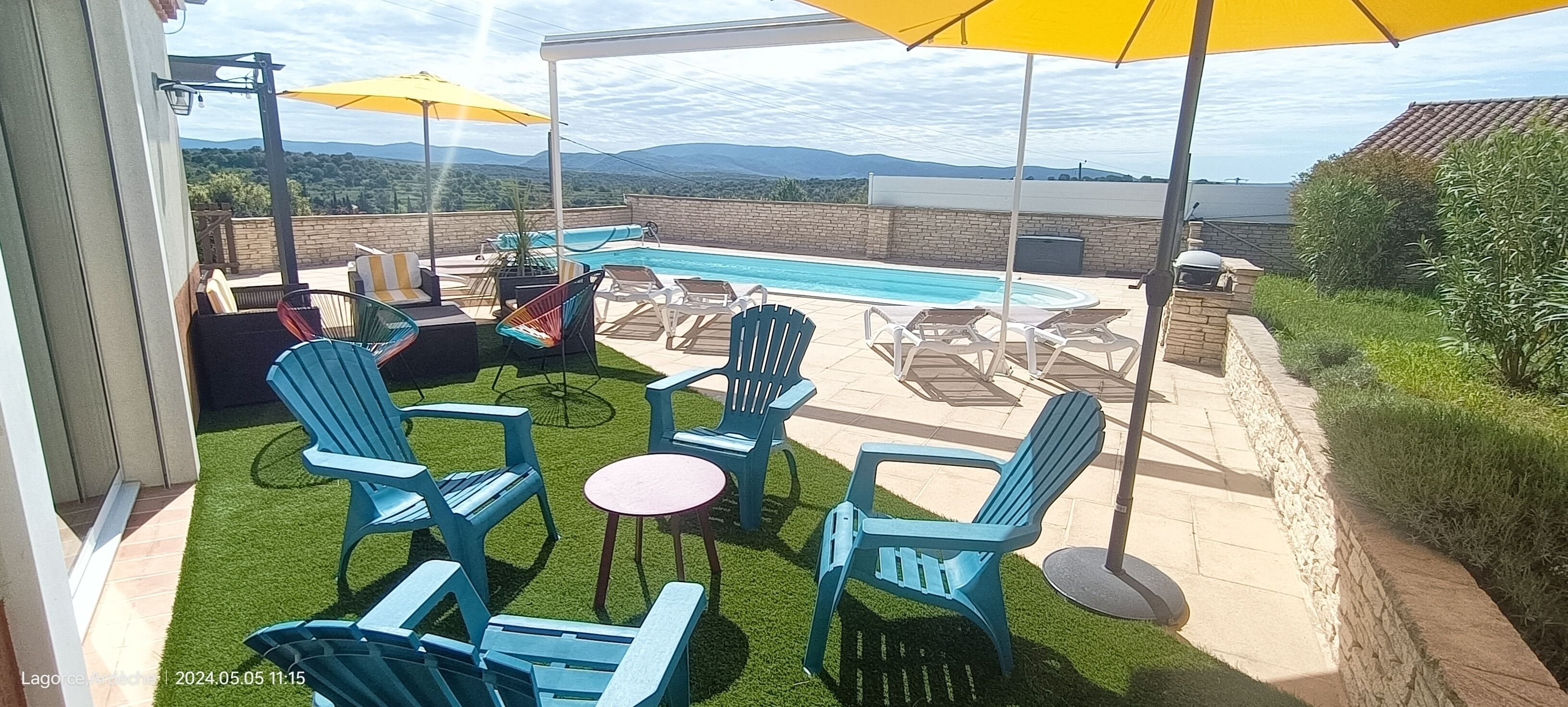Piscine extérieure, piscine chauffée