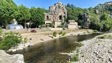 Esterni
