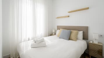 1 dormitorio, tabla de planchar con plancha, wifi gratis y ropa de cama