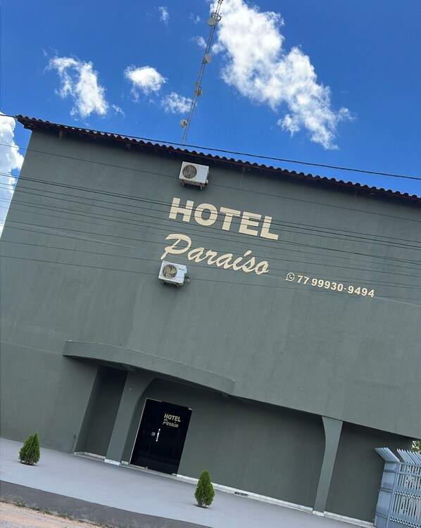 Exterior - Hotel Paraiso - Fácil acesso as faculdades e FarmShow (Luís Eduardo Magalhães)